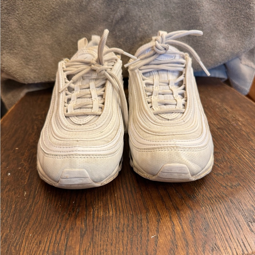 Nike Air Max size 6y